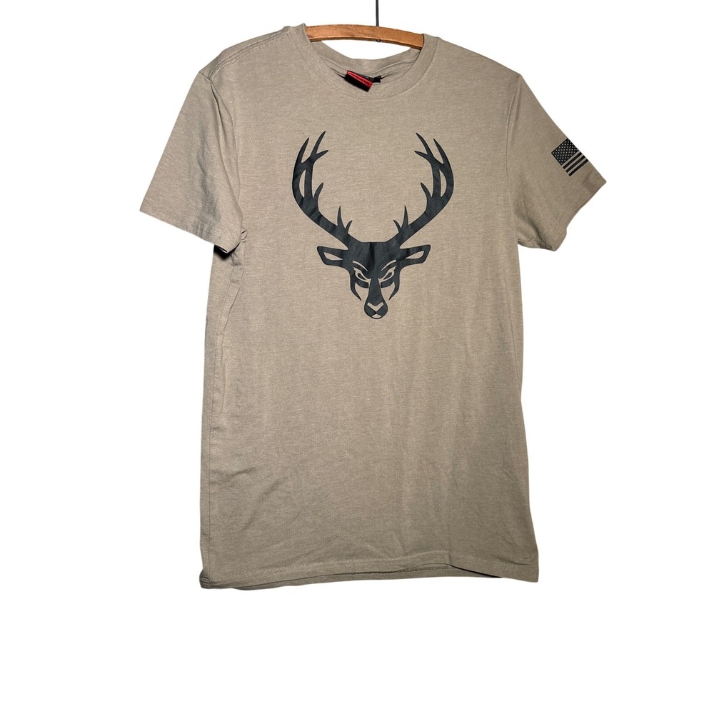 Bucked Up Mens Graphic T-Shirt Tan Khaki Deer Logo American Flag Size M Gorpcore